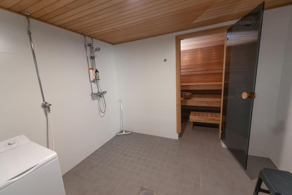 Stella Lapponia Two Floors 200 Sqm * Rovaniemi